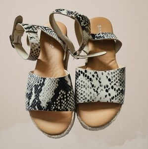 Bamboo Snake Print Platform Espadrille Sandals